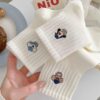 Tất Cotton Nữ Trắng Gân Tăm Thêu Hình Chú Cún Đội Nón Phong Cách Hàn Quốc