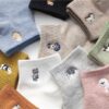 Tất Cotton Nữ Cổ Ngắn Gân Tăm Thêu Hình Thú Dễ Thương Nhiều Màu Hàn Quốc