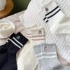 Tất Cotton Cổ Cao Sọc Ngang Thêu Gấu Ôm Tim Phong Cách Thể Thao