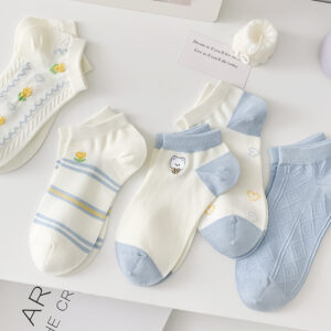 Tất Cổ Thấp Nữ Cotton Họa Tiết Dâu Gấu Tulip Tông Pastel Dễ Thương