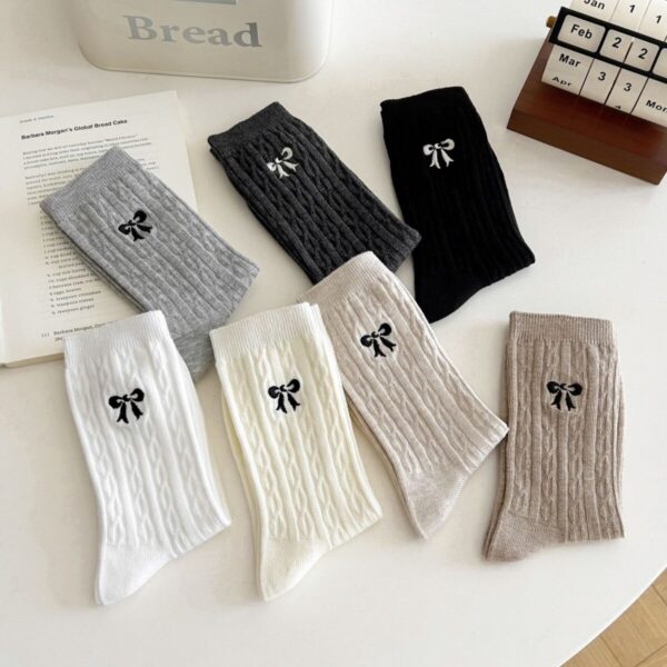 Tất Cotton Nữ Cổ Cao Vặn Thừng Thêu Nơ Nhiều Màu Basic Phong Cách Hàn Quốc
