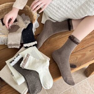 Tất Cotton Nữ Cổ Cao Gân Tăm Chấm Bi Viền Bèo Ren Nơ Phong Cách Vintage