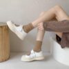 Tất Cotton Nữ Cổ Cao Gân Tăm Thêu Hoa Tulip Viền Bèo Màu Nâu Hàn Quốc