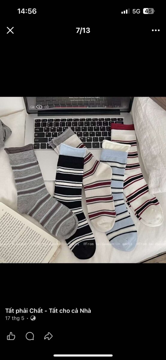 Tất Cotton Cổ Cao Sọc Ngang Mép Cổ Cuộn Nhiều Màu Phong Cách Hàn Quốc