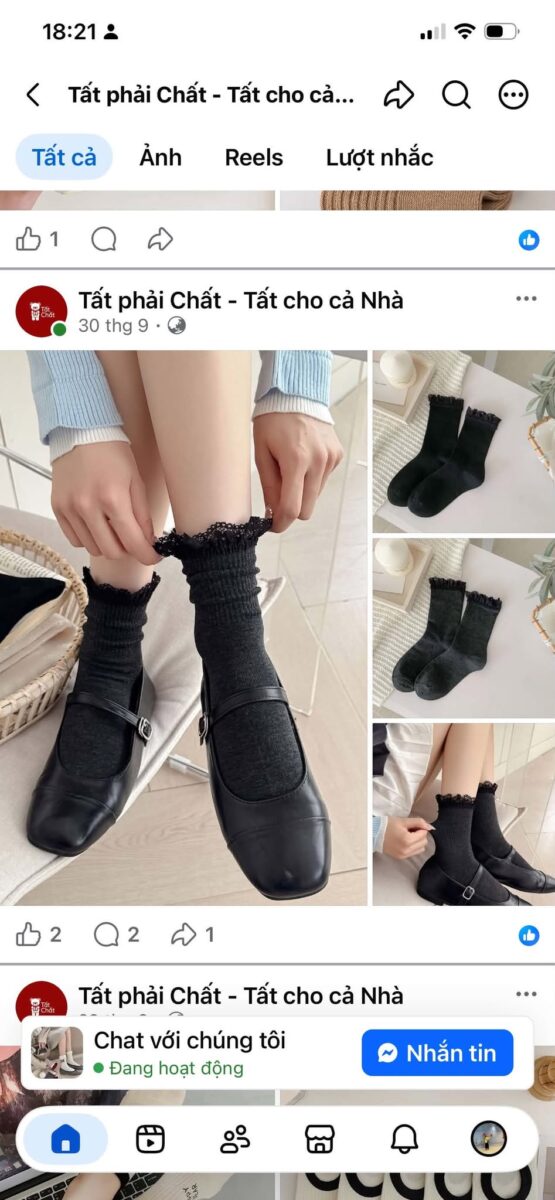 Tất Cotton Nữ Cổ Cao Viền Ren Bèo Gân Nhẹ Màu Đen Xám Đậm Phối Giày Búp Bê