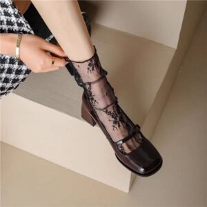 Tất Lưới Ren Đen Mỏng Họa Tiết Hoa Cổ Trung Xuyên Thấu Phối Giày Mary Jane